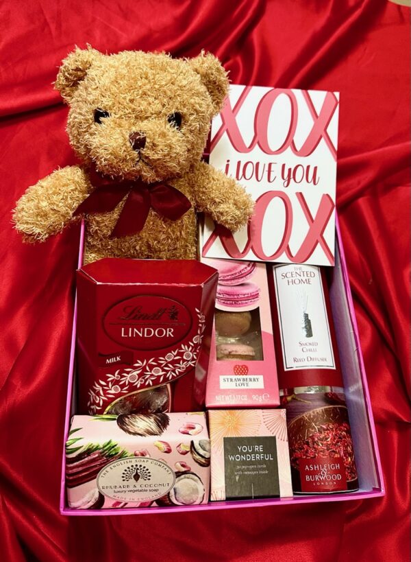 The Sweet Love Box