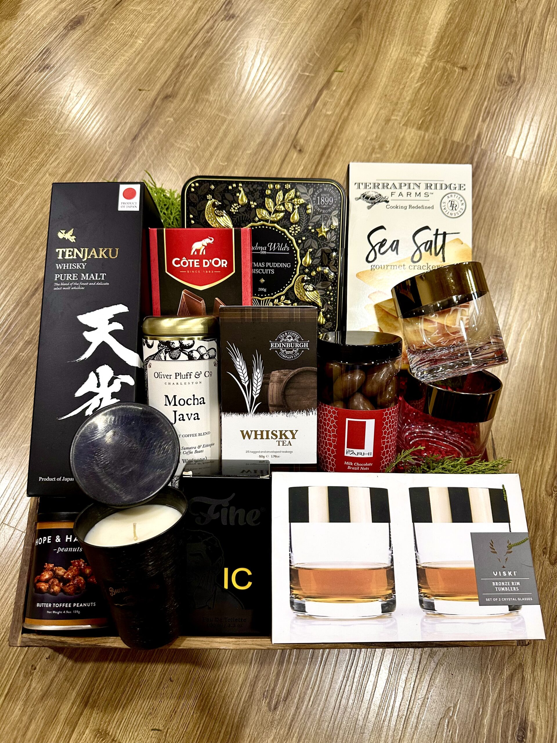 Whisky For Christmas - Maxi