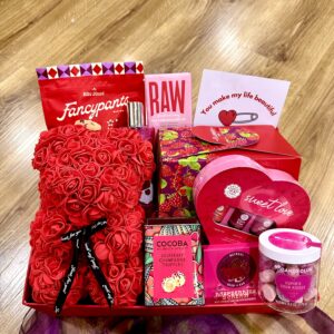 The Glow & Indulge Box