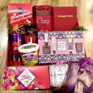 THE LUXE COMFORT & TREATS CRATE